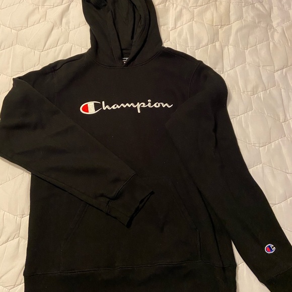 black champion hoodie junior